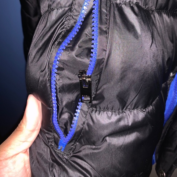 Gently worn Boys Diesel puffer coat black sz 18/20 - Picture 2 of 6